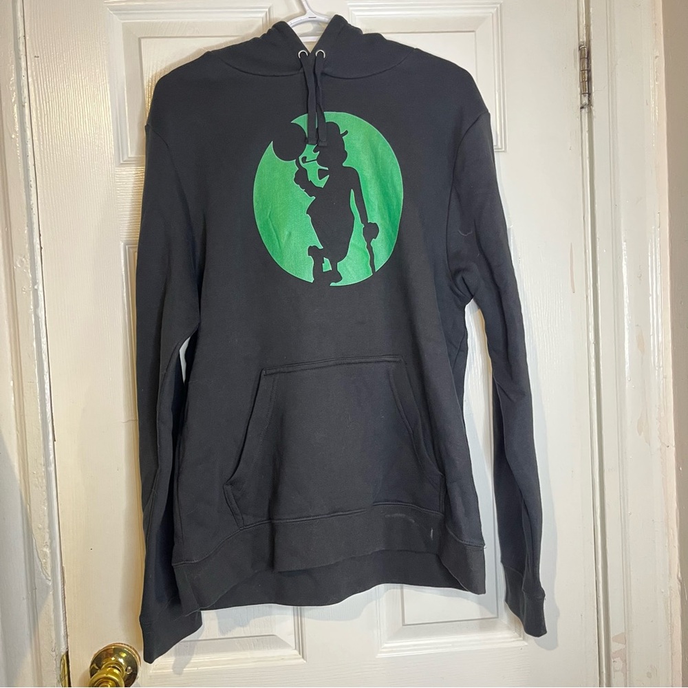 Large fanatics Celtics logo black sweater for men’s